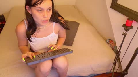 Snapshot of trixx_01 chatting on 26, 10, 2025 trixx_01 online show from 26, 10, 2025