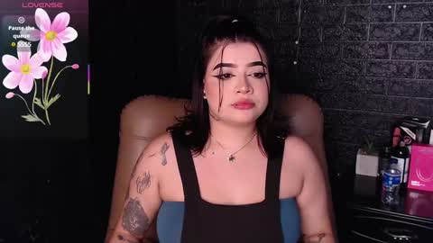 trixxiee_ online show from 27, 2, 2025