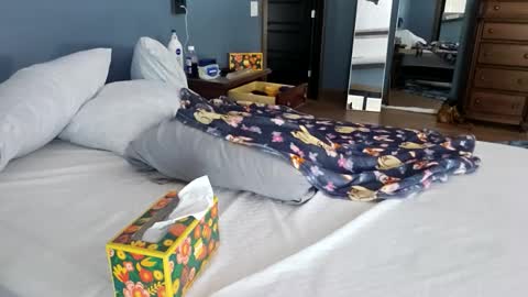 trojanswingers online show from 22, 4, 2026