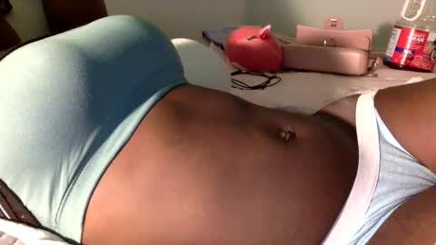 Snapshot of tropicalebonyx chatting on 14, 12, 2025 Tropical Ebony online show from 14, 12, 2025