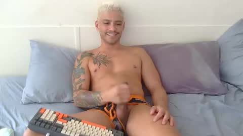 Snapshot of tropicalmadness chatting on 10, 1, 2026 Archie Torres online show from 10, 1, 2026