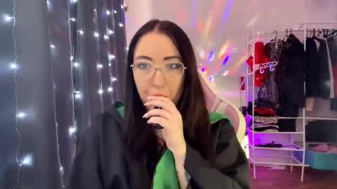 Amelia online show from 14, 10, 2025