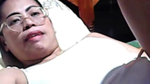 emily online show from 28, 10, 2025