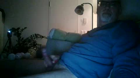 Snapshot of trukturk chatting on 24, 11, 2025 trukturk online show from 24, 11, 2025