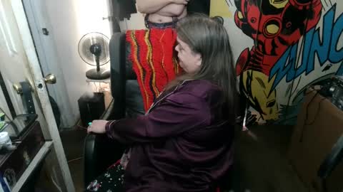 Snapshot of ts_anne chatting on 12, 3, 2025 Anne online show from 12, 3, 2025