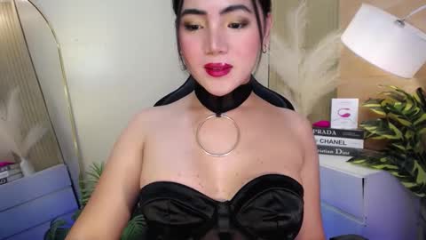 Snapshot of ts_marthapooker chatting on 1, 3, 2025 Martha The Pooker online show from 1, 3, 2025