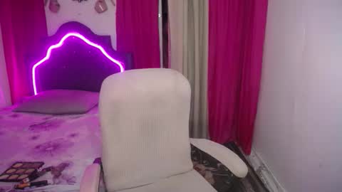 tsamandaxxx online show from 12, 1, 2026