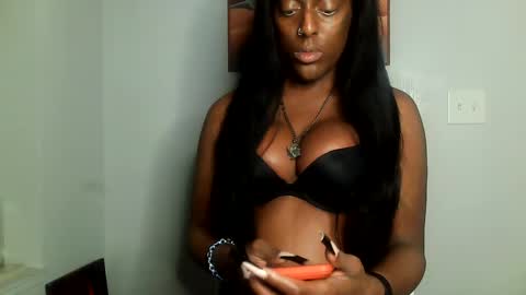 Amber White online show from 21, 1, 2025