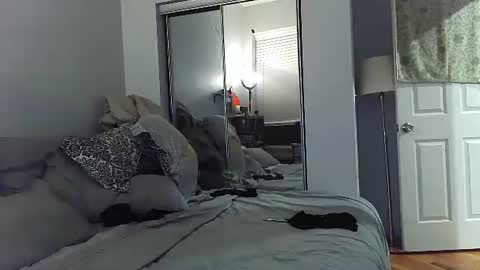 Amber White online show from 5, 10, 2025