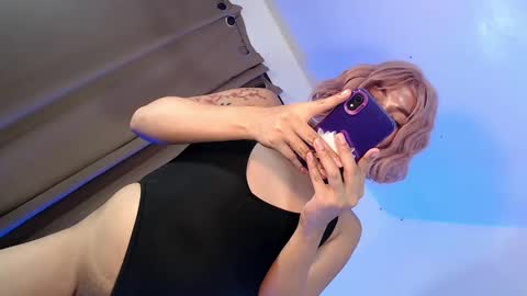 Snapshot of tsgirl_julian69 chatting on 24, 2, 2025 Julian online show from 24, 2, 2025