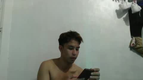 Snapshot of tskittylove69 chatting on 2, 12, 2025 Kitty online show from 2, 12, 2025