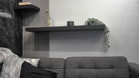 Lexi Longg online show from 5, 3, 2026