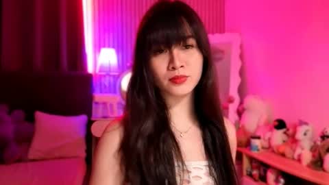 Bella Ratbu online show from 25, 9, 2025