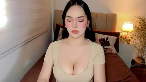 Snapshot of tspearlofasia chatting on 17, 9, 2025 Graciella online show from 17, 9, 2025