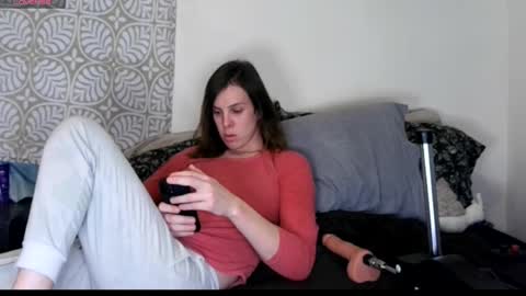 Jade Snail online show from 7, 2, 2025