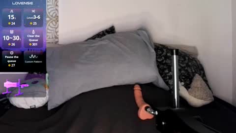 Jade Snail online show from 9, 2, 2025