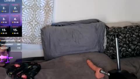 Jade Snail online show from 8, 3, 2025