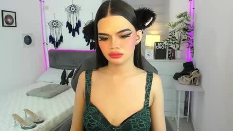 Snapshot of tstoni_talks chatting on 9, 9, 2025 tstoni_talks online show from 9, 9, 2025