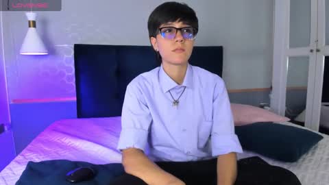 Maru online show from 15, 9, 2025