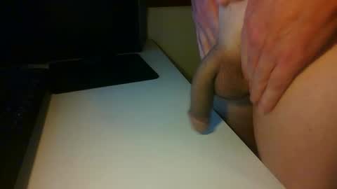 Snapshot of ttdiaz01 chatting on 5, 12, 2025 Portuga online show from 5, 12, 2025