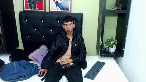 Snapshot of ttimy_x_boy chatting on 10, 2, 2025 ttimy online show from 10, 2, 2025