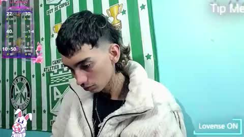 Snapshot of ttimy_x_boy chatting on 1, 12, 2025 ttimy online show from 1, 12, 2025