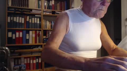 FINN but call me NANNA online show from 27, 12, 2024