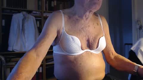 FINN but call me NANNA online show from 27, 1, 2025