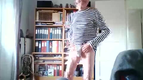 FINN but call me NANNA online show from 12, 5, 2026