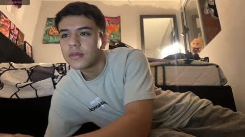 Snapshot of tuenkim_ chatting on 29, 3, 2026 tuenkim_ online show from 29, 3, 2026