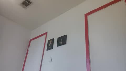 Snapshot of tufyi1 chatting on 6, 10, 2025 tufyi1 online show from 6, 10, 2025