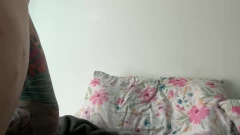 Tuhands online show from 30, 4, 2026