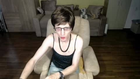 Snapshot of tvclementine chatting on 3, 4, 2026 Clementine online show from 3, 4, 2026