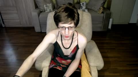 Snapshot of tvclementine chatting on 8, 4, 2026 Clementine online show from 8, 4, 2026