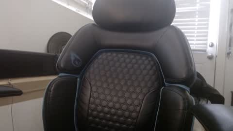 Snapshot of twackedntatted chatting on 21, 1, 2025 TwackedNTatted online show from 21, 1, 2025