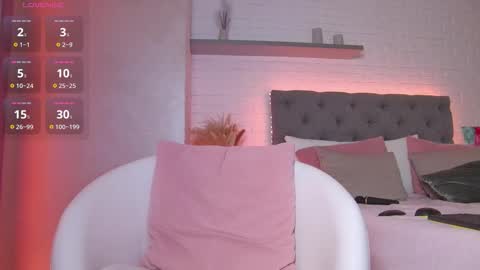 Hallie online show from 24, 11, 2025