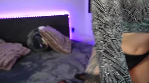 Snapshot of tweety_twist chatting on 20, 12, 2024 MayCarrey online show from 20, 12, 2024