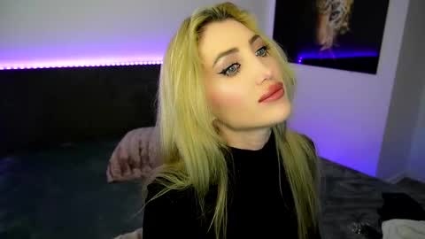 Snapshot of tweety_twist chatting on 25, 2, 2025 MayCarrey online show from 25, 2, 2025