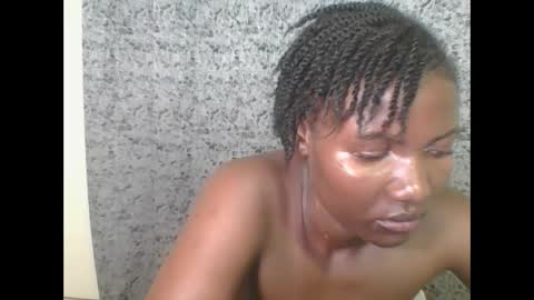 Snapshot of twerker_lyly chatting on 19, 9, 2025 twerker_lyly online show from 19, 9, 2025