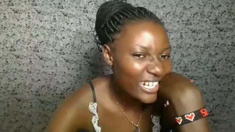 Snapshot of twerker_lyly chatting on 12, 10, 2025 twerker_lyly online show from 12, 10, 2025