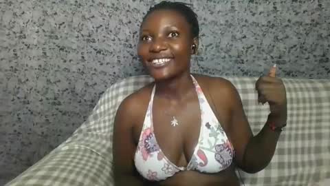 Snapshot of twerker_lyly chatting on 14, 10, 2025 twerker_lyly online show from 14, 10, 2025