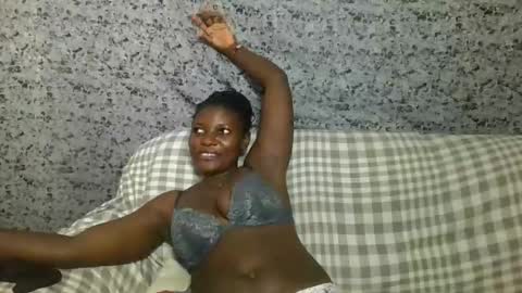 Snapshot of twerker_lyly chatting on 19, 10, 2025 twerker_lyly online show from 19, 10, 2025