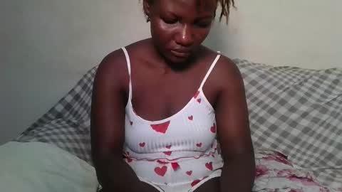 Snapshot of twerker_lyly chatting on 23, 11, 2025 twerker_lyly online show from 23, 11, 2025