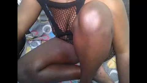 Snapshot of twerker_lyly chatting on 4, 12, 2025 twerker_lyly online show from 4, 12, 2025