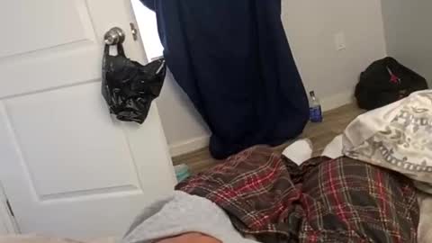 Snapshot of twest84 chatting on 26, 10, 2025 twest84 online show from 26, 10, 2025