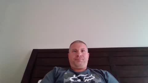 Snapshot of twiggy80 chatting on 14, 12, 2025 twiggy80 online show from 14, 12, 2025