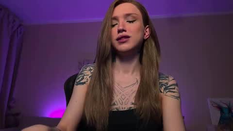 Snapshot of twiinkie_pie chatting on 30, 3, 2026 Maria 3 online show from 30, 3, 2026