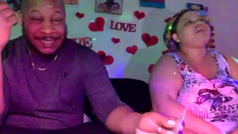 Snapshot of twinandlea chatting on 16, 2, 2025 Twin and Lea online show from 16, 2, 2025