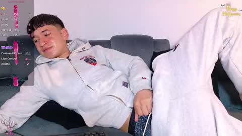 Snapshot of twink_daren chatting on 23, 10, 2025 Mr Daren online show from 23, 10, 2025