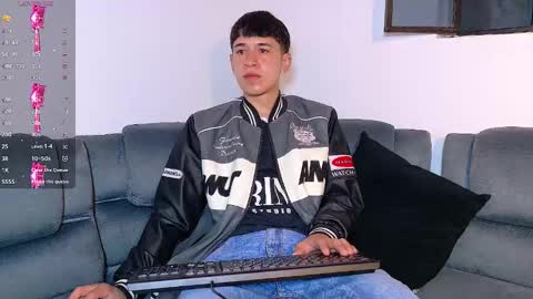 Snapshot of twink_daren chatting on 12, 11, 2025 Mr Daren online show from 12, 11, 2025